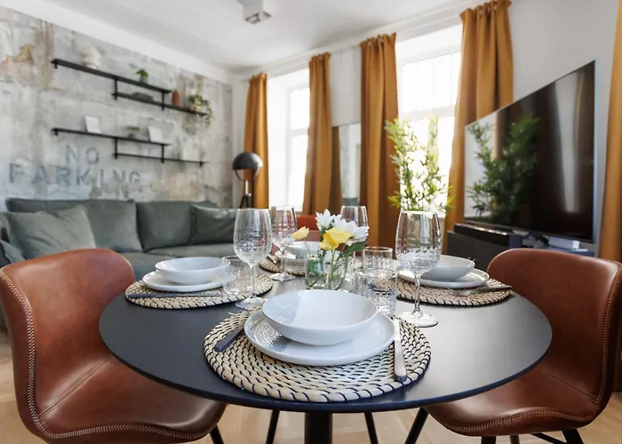 דירה Designer Boutique